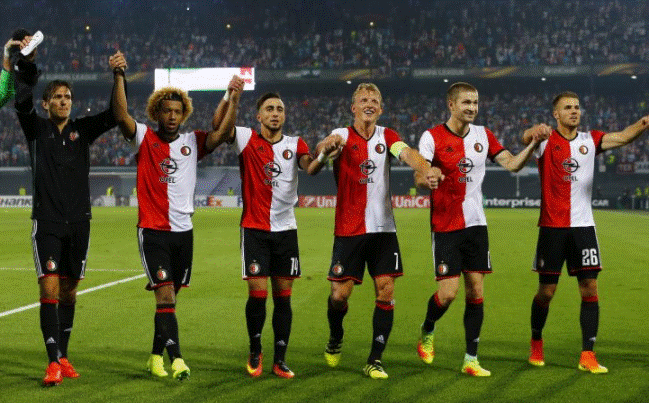 在绿茵场上 在绿茵场上