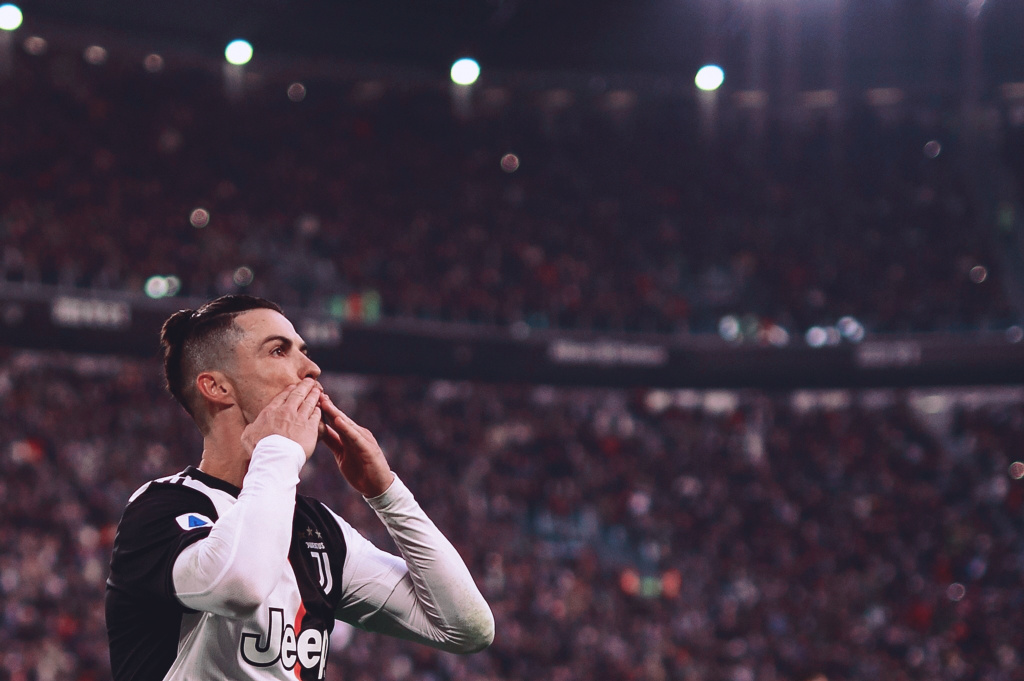 本文将从多 本文将从多